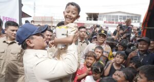 Presiden Tinjau Korban Banjir dan Longsor di Aceh Usai Kunjungan Kenegaraan ke Rusia