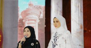 Baju Kurung Modern Karya Nila Purri Hadir Sambut Hari Raya, Padukan Tradisi dan Elegansi